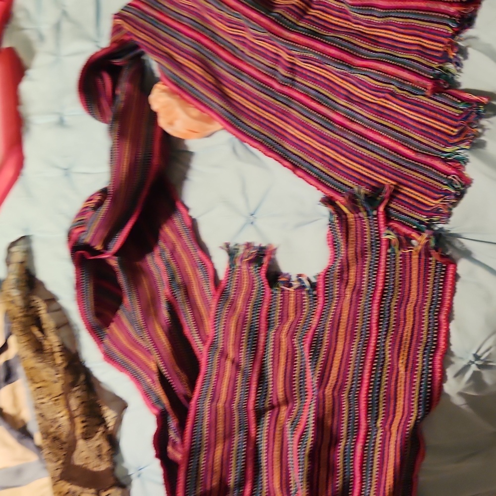 Scarfs - Picture 6 of 8